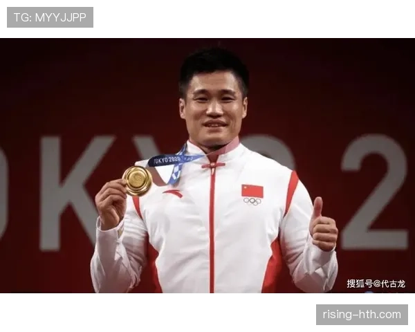 吕小军这把年纪还在练，每天五点起床吃鸡胸肉的样子真不像快四十的人