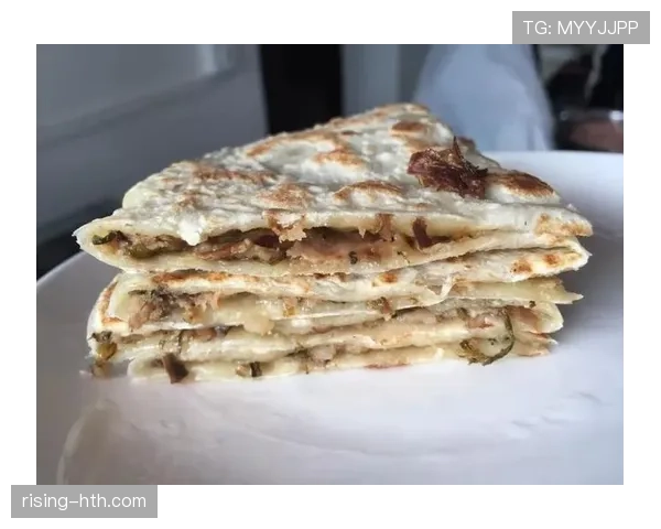 胡金秋的早餐桌把我这辈子省钱的念头都打散了